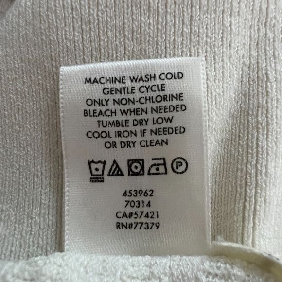 Ann Taylor Sweater Womens Large Cream Ruffle Trim Lightweight Neutral Minimalist - Picture 9 of 9